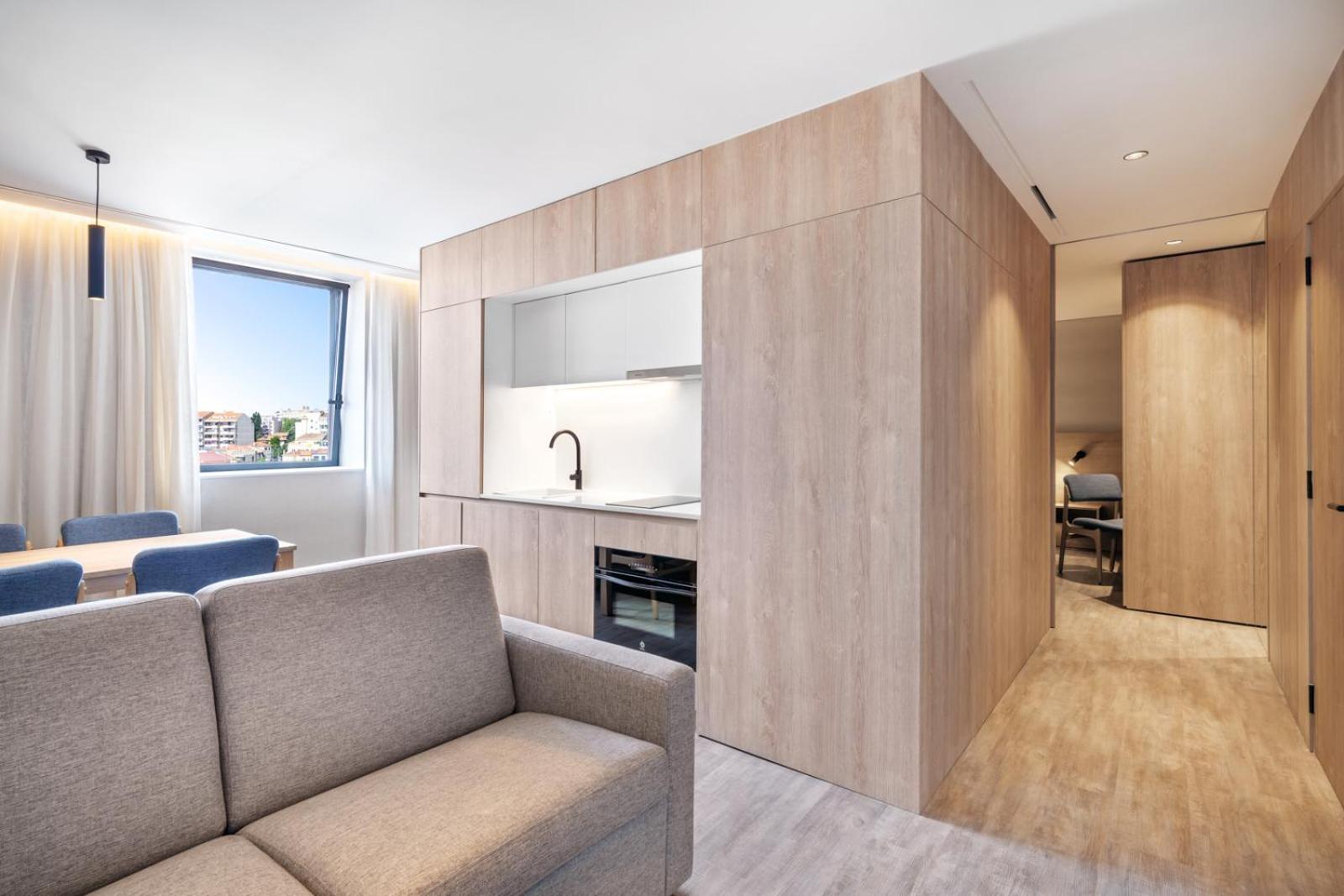 Deluxe Apartment